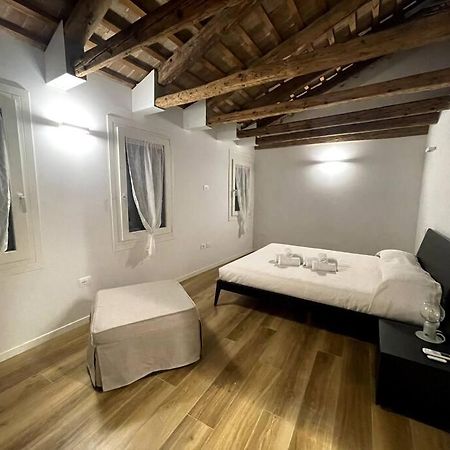קיוג'ה Antico Rudere Luxury Apartment מראה חיצוני תמונה